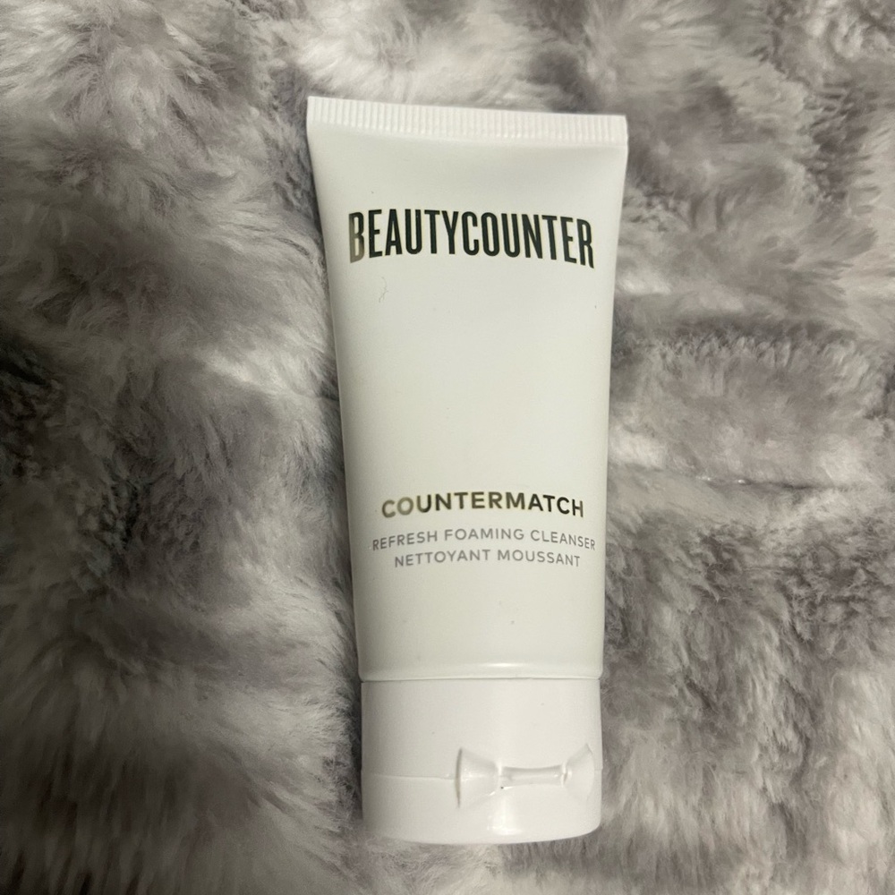 Beautycounter counter match refresh foaming cleanser